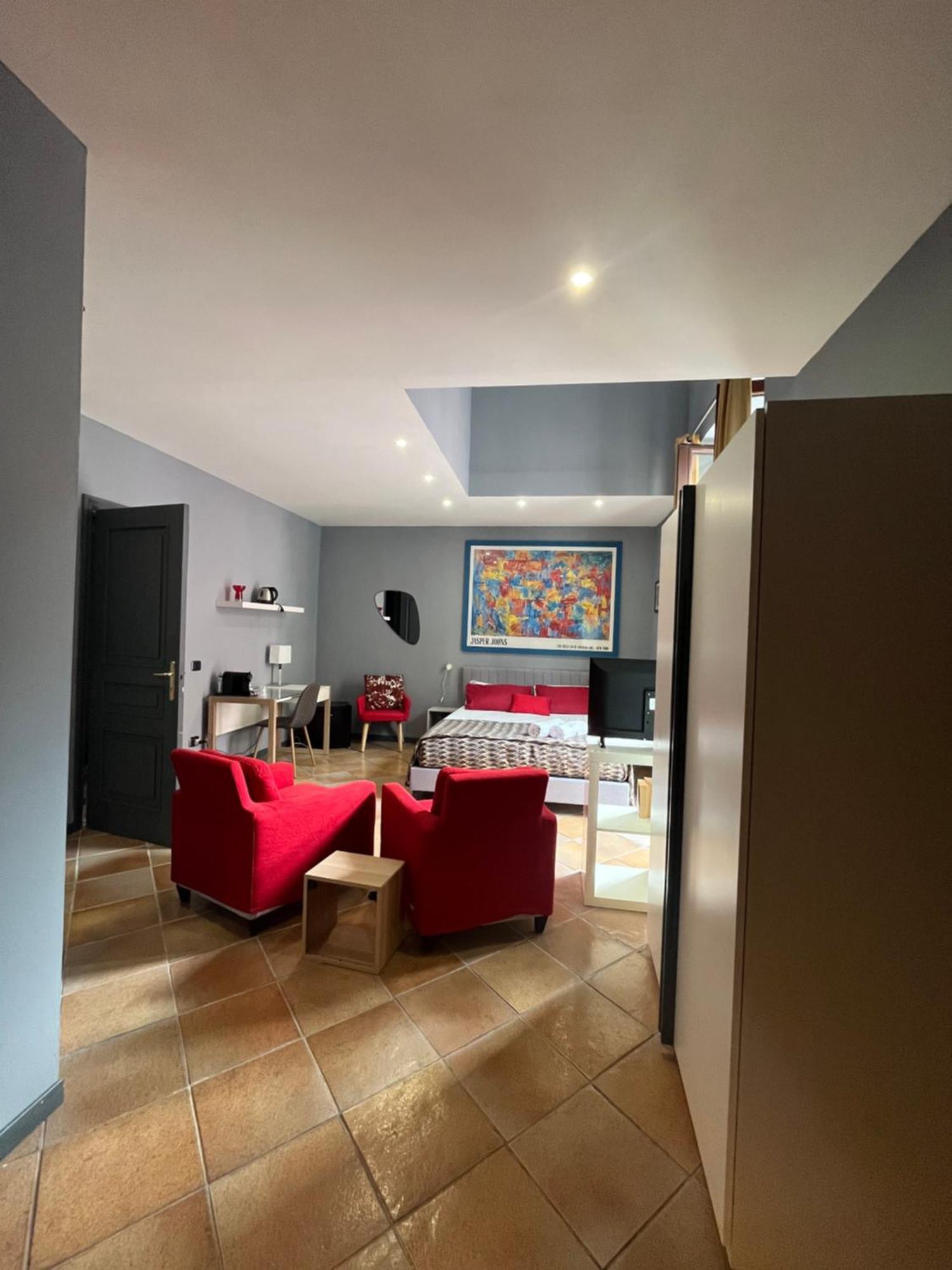 Naples Luxury Suites B&B Bagian luar foto