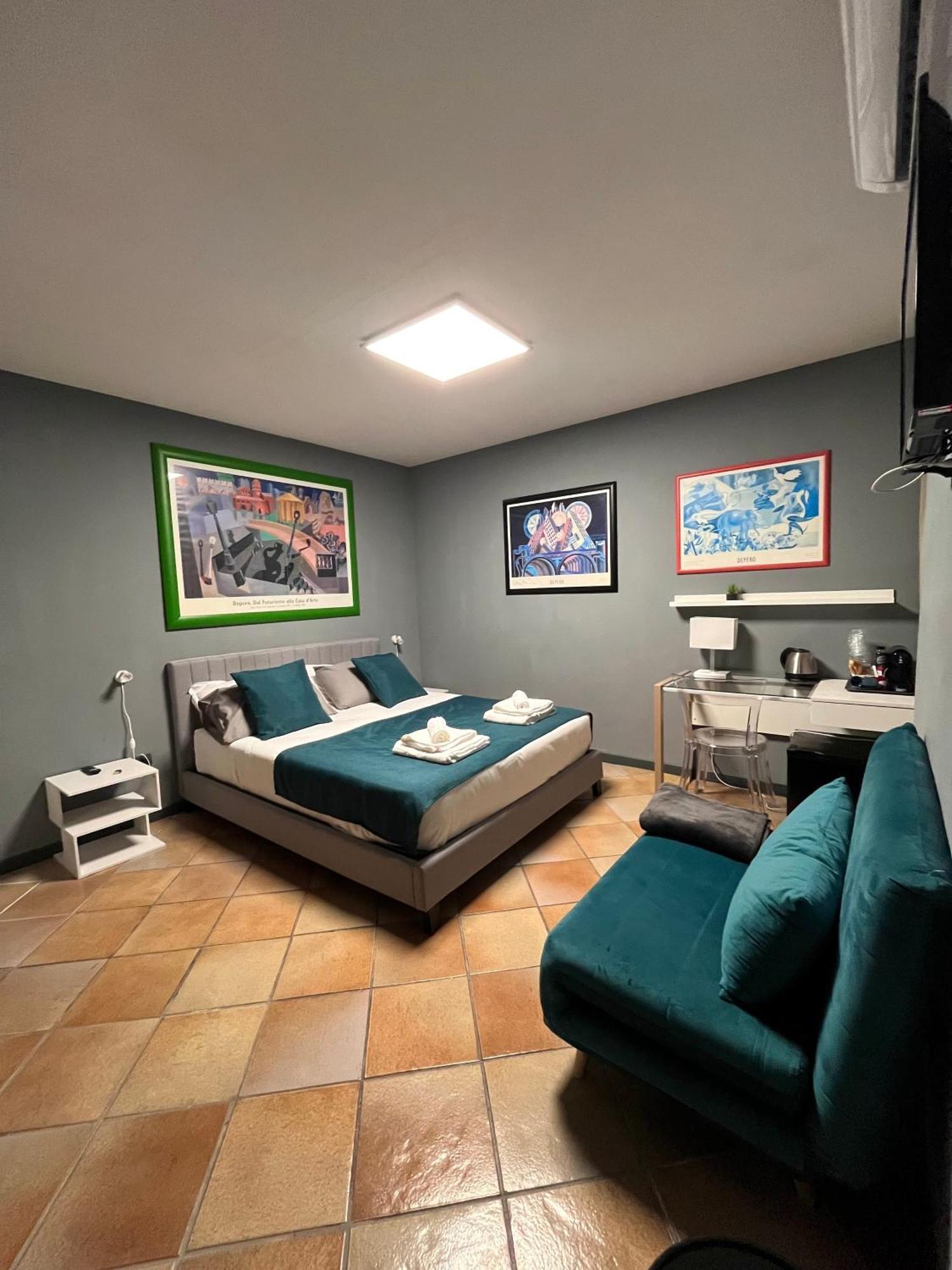 Naples Luxury Suites B&B Bagian luar foto